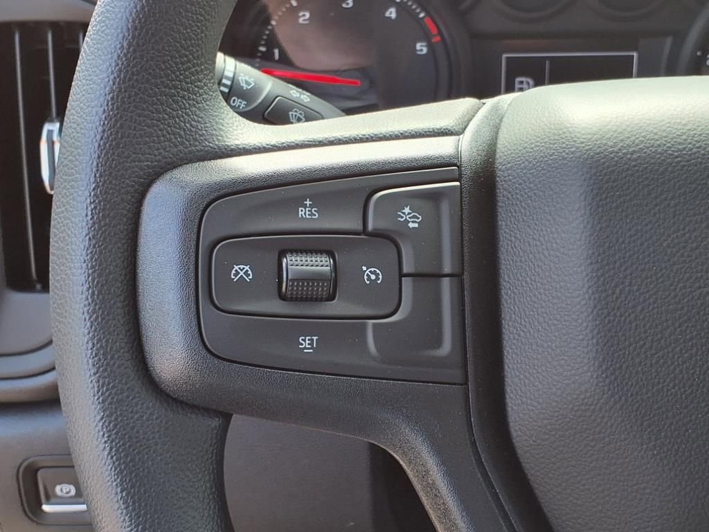 2025 Chevrolet Silverado 2500 HD Custom - Photo 17