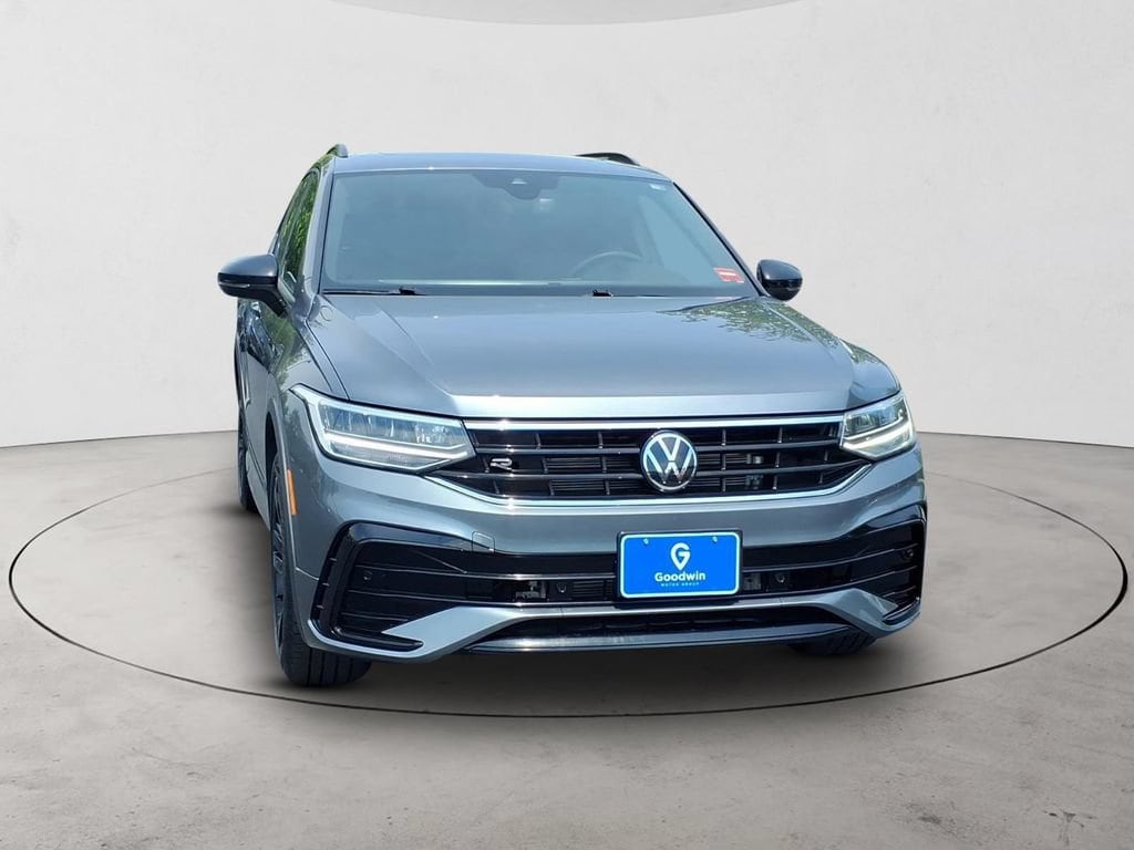 Used 2024 Volkswagen Tiguan 2.0T SE R-Line Black SUV