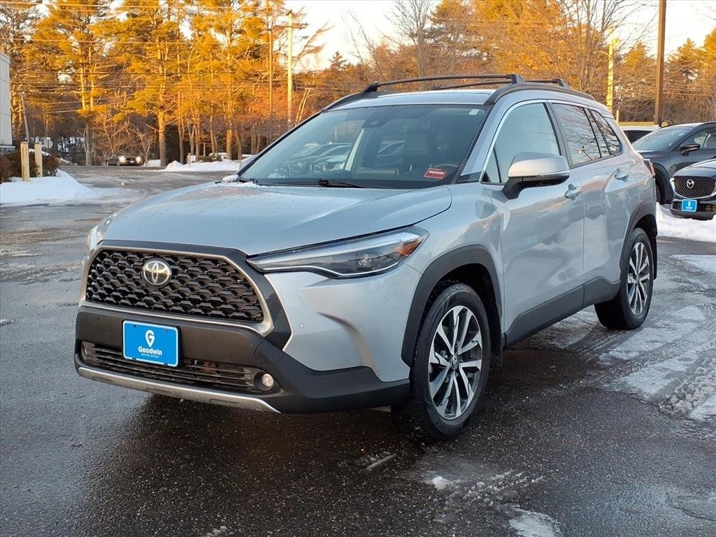 Used 2022 Toyota Corolla Cross XLE SUV