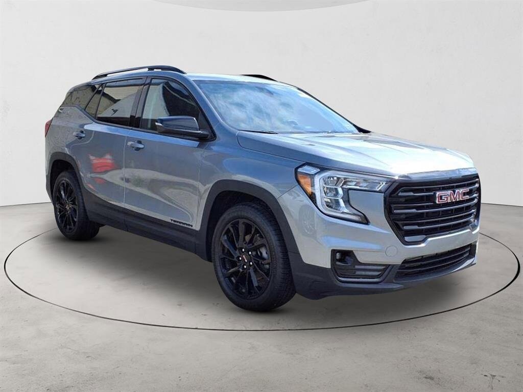 2023 Gmc Terrain SLT photo 2