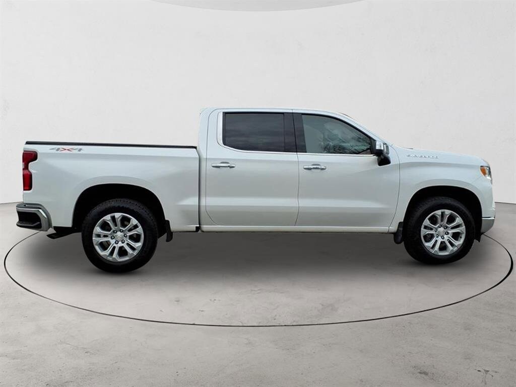 2022 Chevrolet Silverado 1500 LTZ photo 4