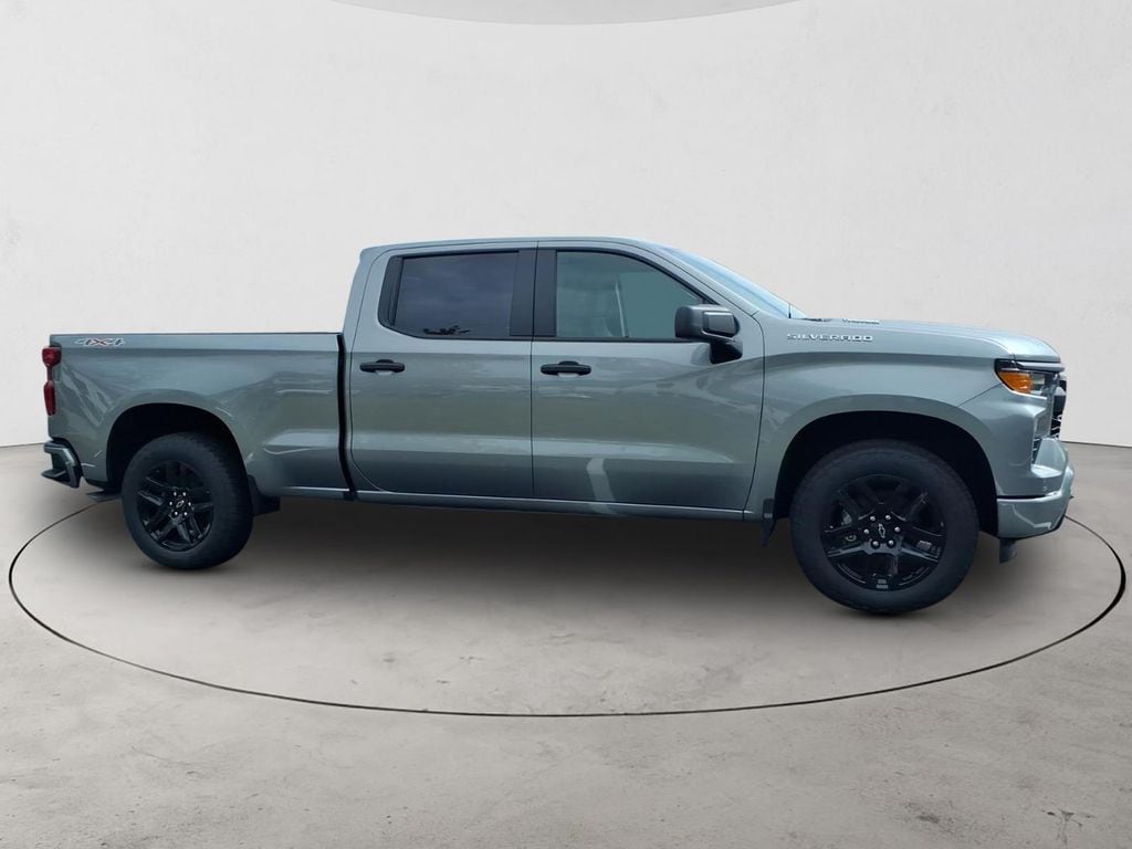 2026 Chevrolet Silverado 1500 Custom - Photo 4