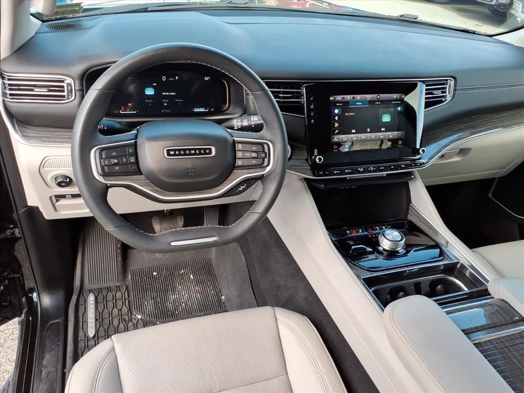 2022 Jeep Wagoneer Series II - Photo 18