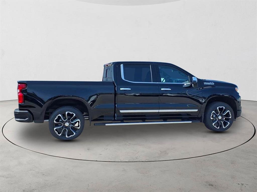 2026 Chevrolet Silverado 1500 High Country photo 4