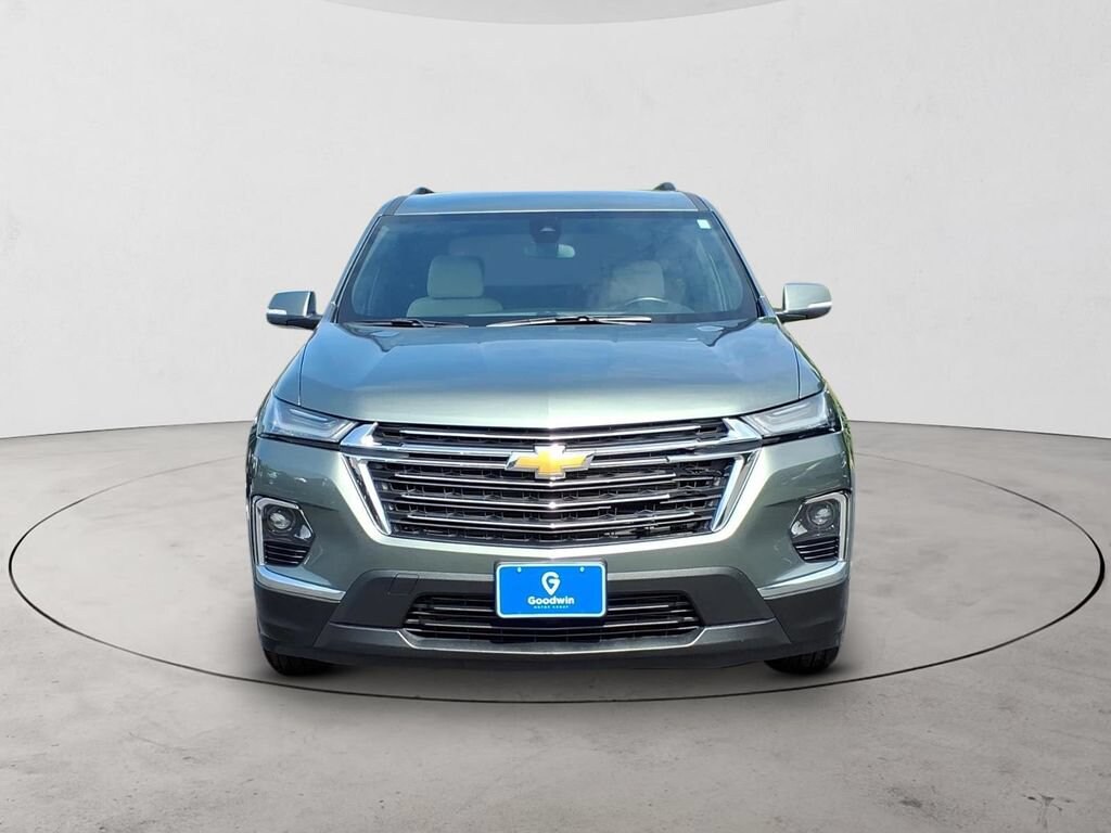 Used 2023 Chevrolet Traverse LT Cloth SUV