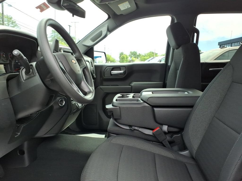 2026 Chevrolet Silverado 1500 Custom - Photo 7
