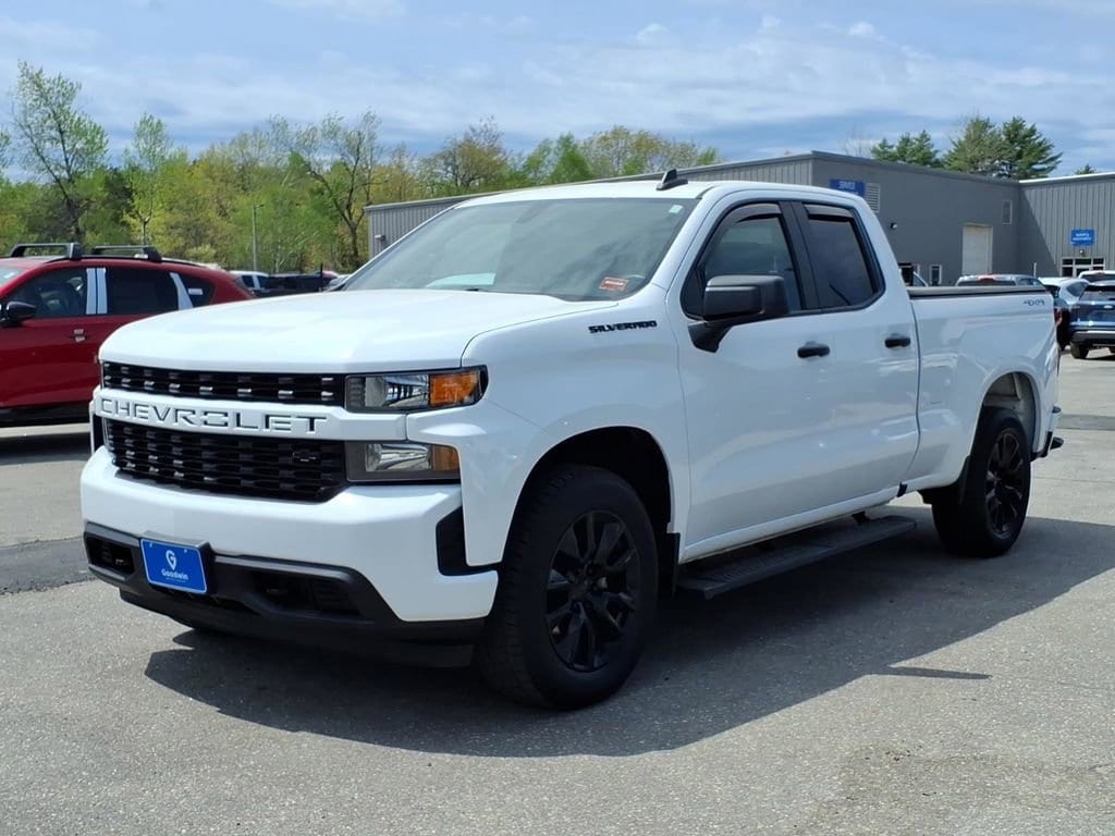 2022 Chevrolet Silverado 1500 Custom 4X4 Double Cab Std Box's photo