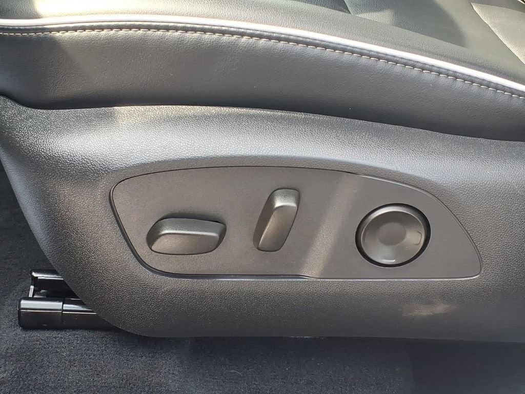 2025 Buick Enclave Preferred - Photo 12