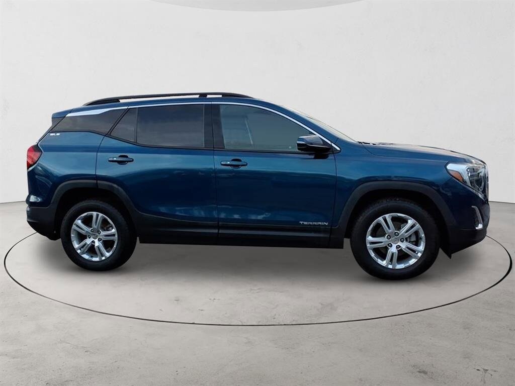 2020 Gmc Terrain SLE photo 2