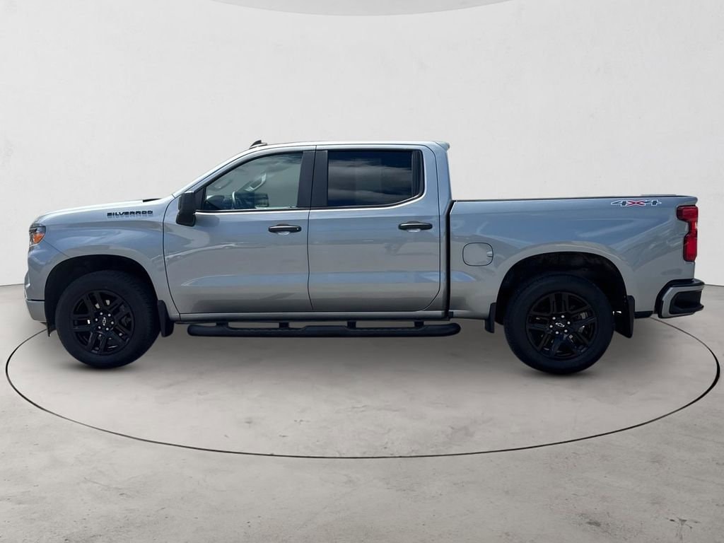 2024 Chevrolet Silverado 1500 Custom - Photo 8