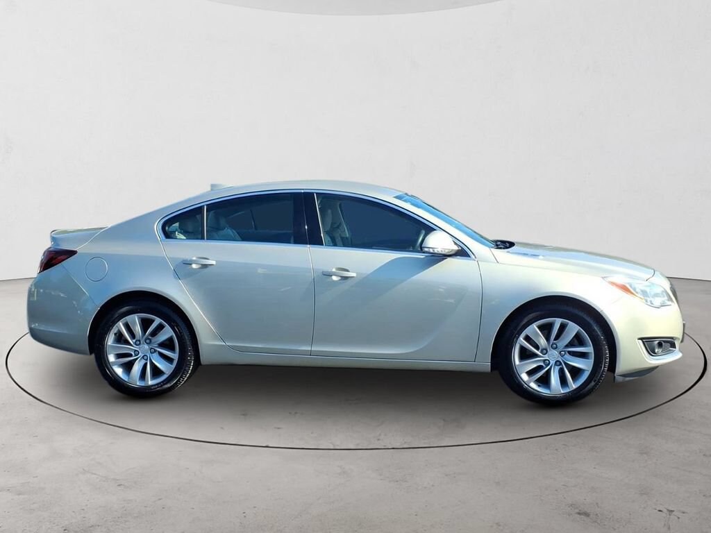 Used 2016 Buick Regal Turbo Car
