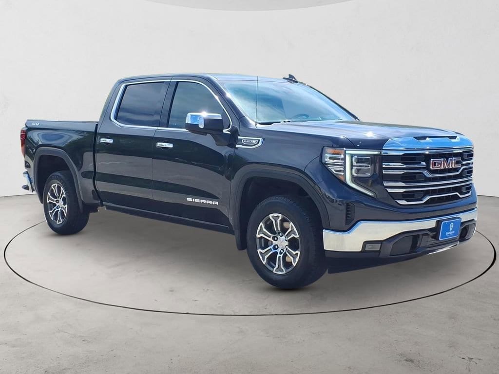 Used 2025 GMC Sierra 1500 SLT Truck Crew Cab