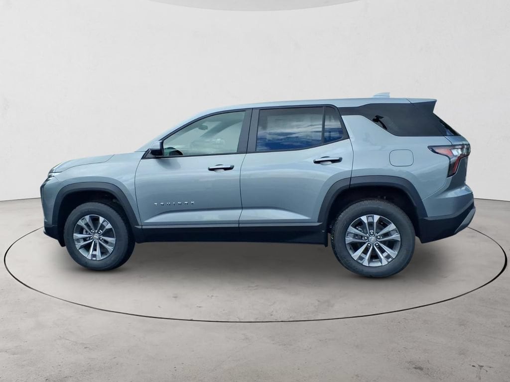 2026 Chevrolet Equinox LT - Photo 8