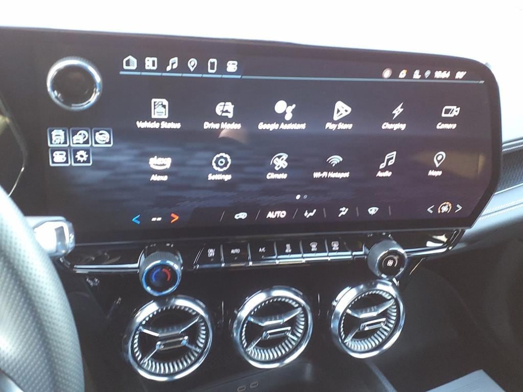 2025 Chevrolet Blazer EV LT - Photo 39