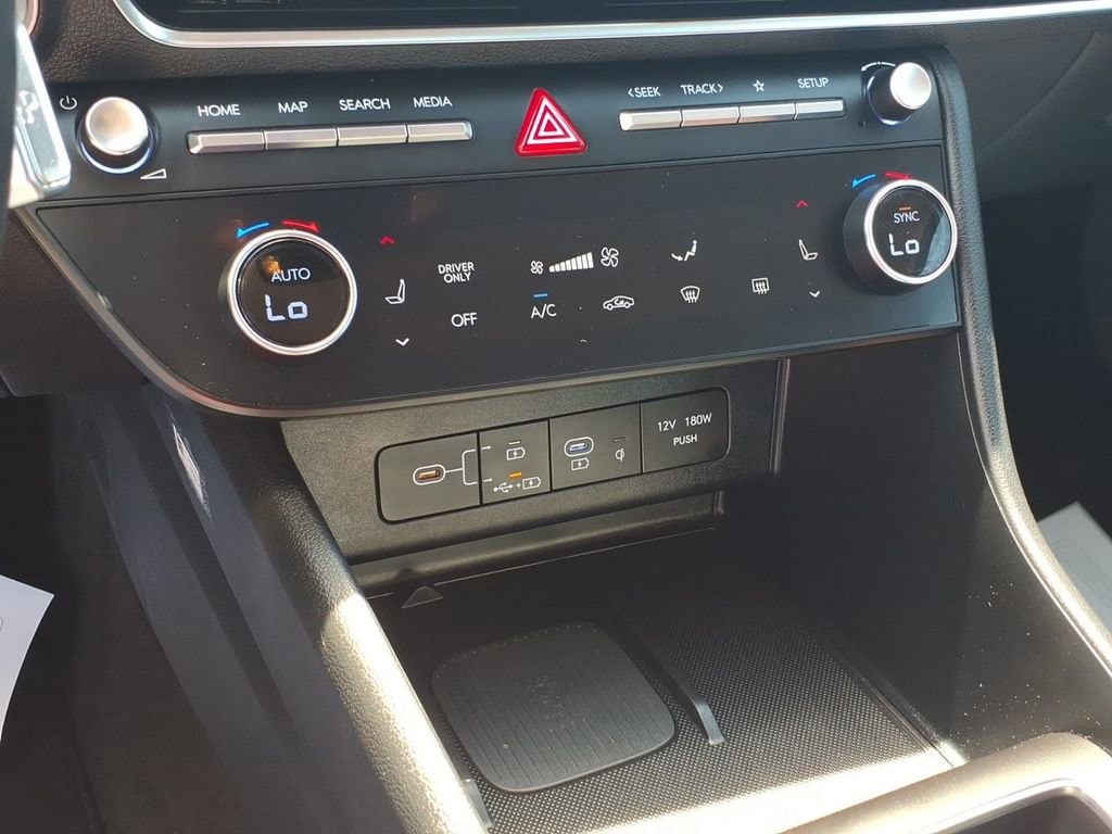 2024 Hyundai Sonata Hybrid SEL - Photo 20