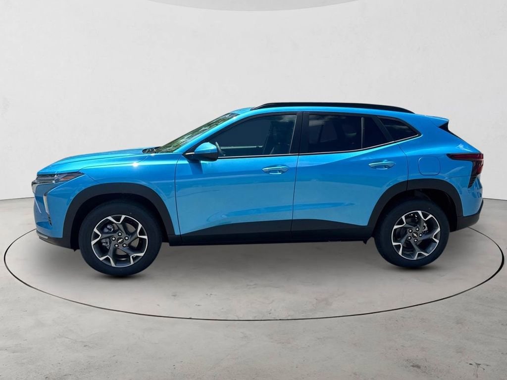 2026 Chevrolet Trax LT - Photo 8