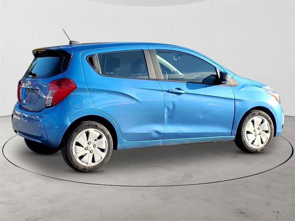 2017 Chevrolet Spark LS photo 3