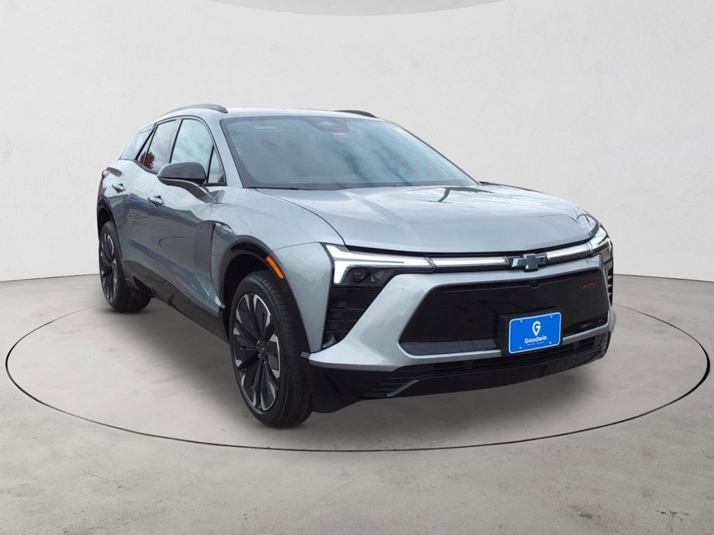 2025 Chevrolet Blazer EV RS photo 3