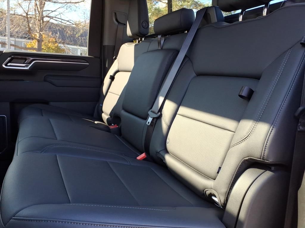 2026 Chevrolet Silverado 3500 HD LTZ - Photo 15