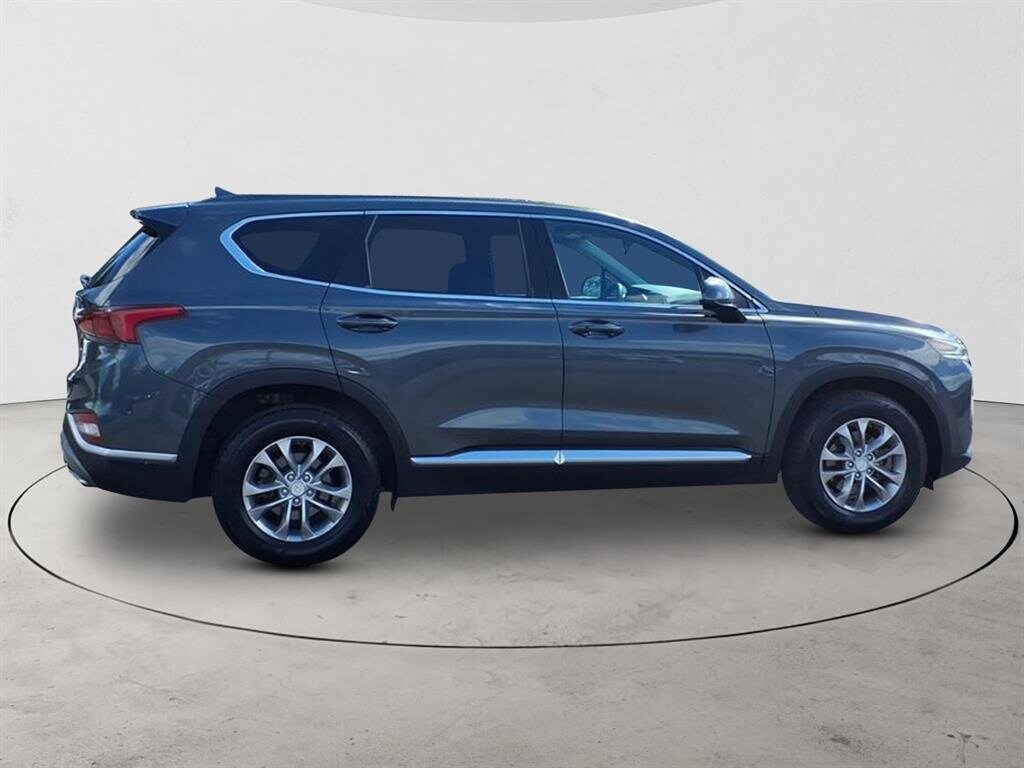 2020 Hyundai Santa Fe SEL photo 3