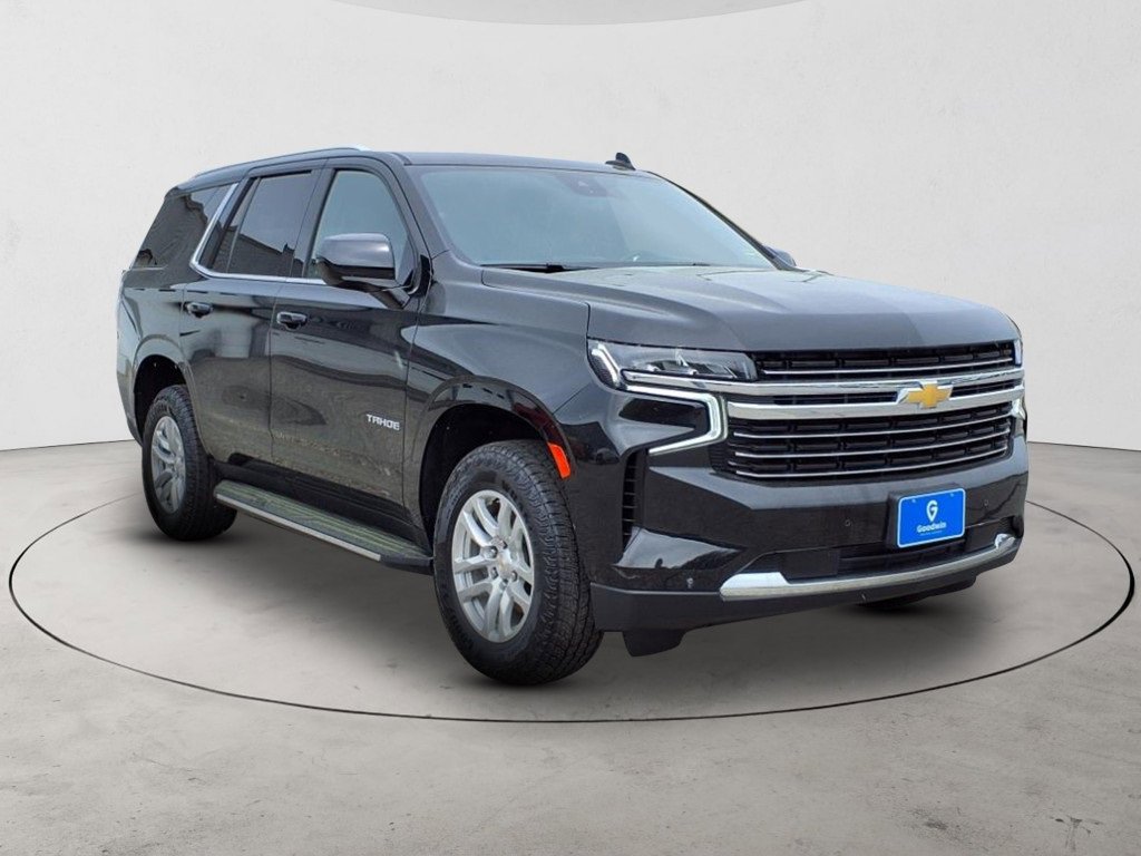 2023 Chevrolet Tahoe LT photo 3