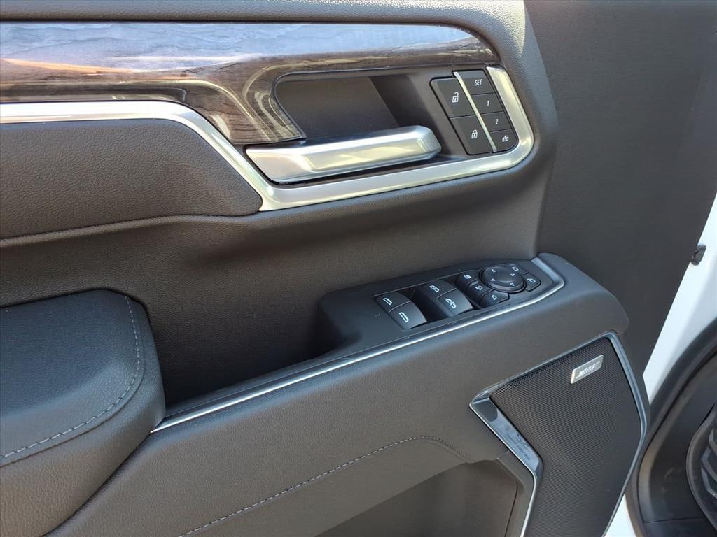 2026 Chevrolet Silverado 3500 HD LTZ - Photo 35