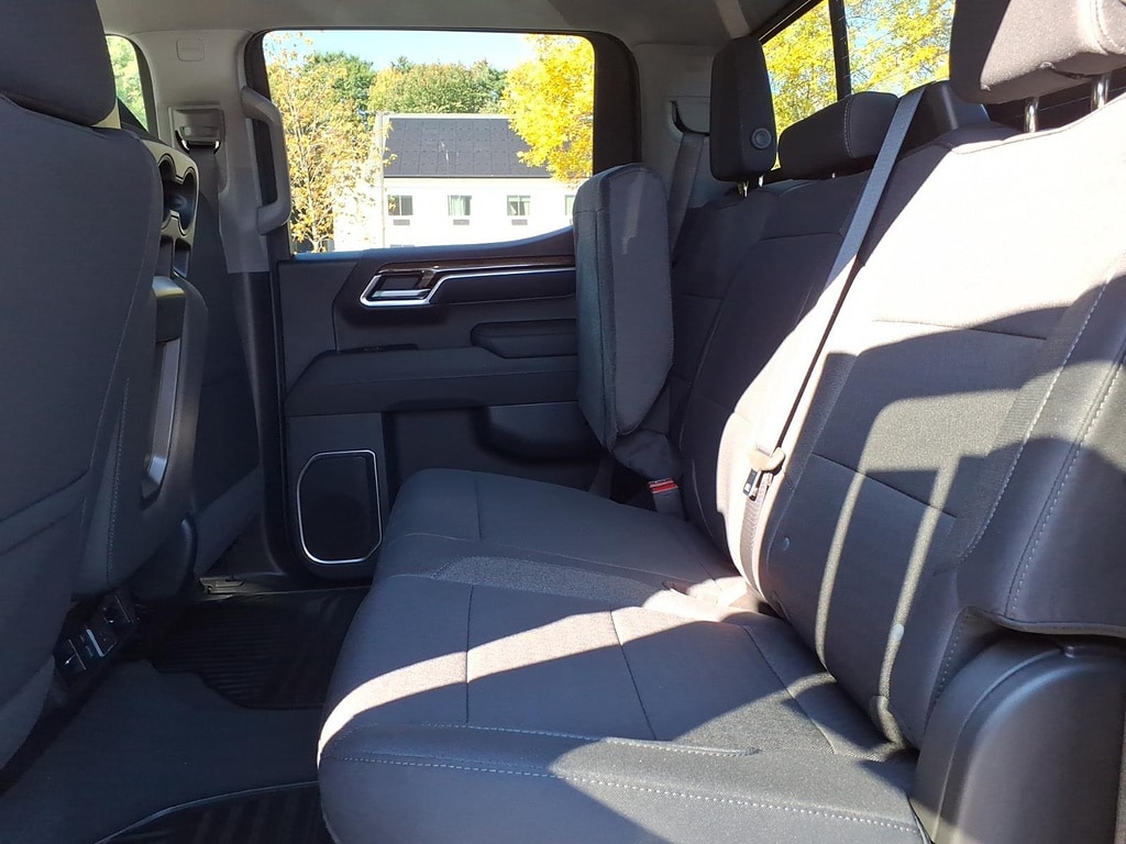 2026 Chevrolet Silverado 1500 LT - Photo 14