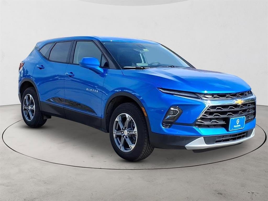 New 2025 Chevrolet Blazer 2LT SUV
