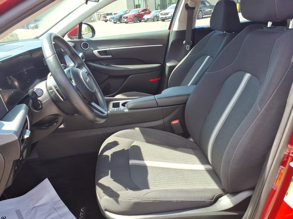 2024 Hyundai Sonata Hybrid SEL - Photo 13