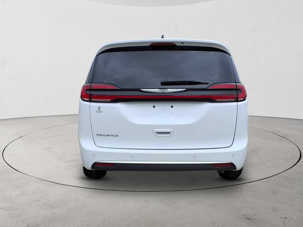 2024 Chrysler Pacifica Touring L - Photo 6