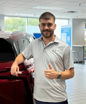 Staff member John Sullivan from ID_1ac3f6e77345