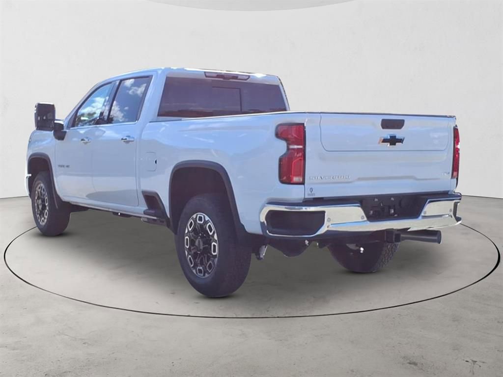 2026 Chevrolet Silverado 3500 HD LTZ - Photo 7