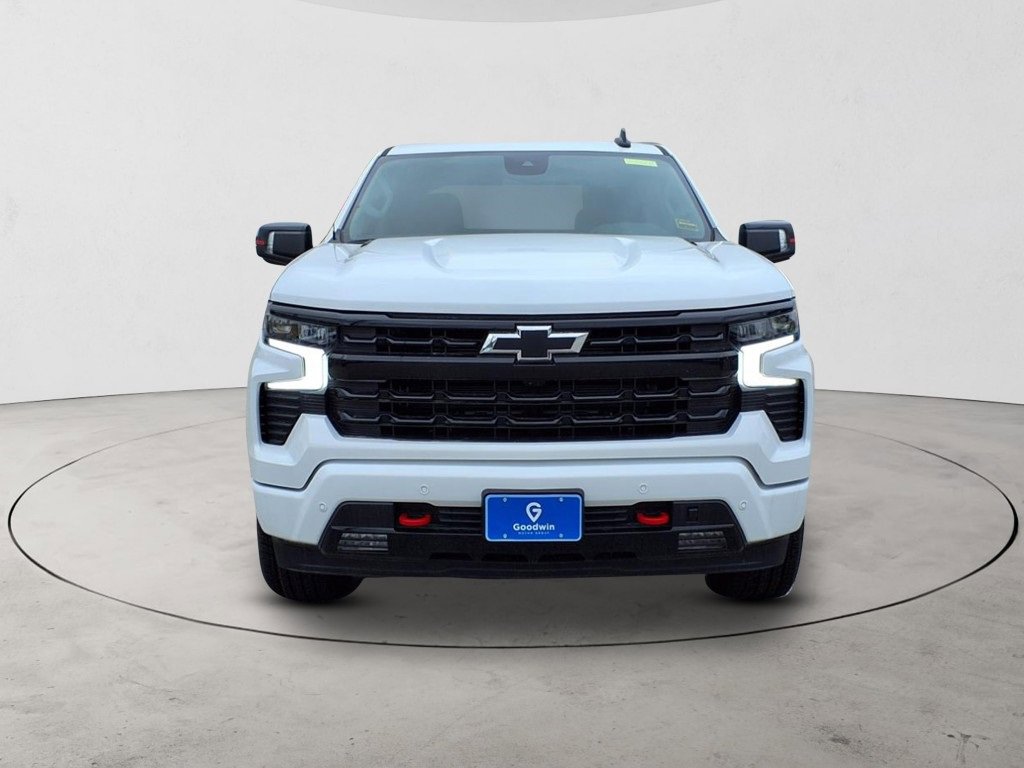 2025 Chevrolet Silverado 1500 RST photo 2