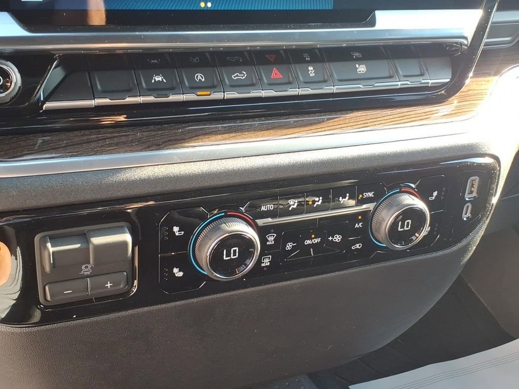 2026 Chevrolet Silverado 1500 LT - Photo 19
