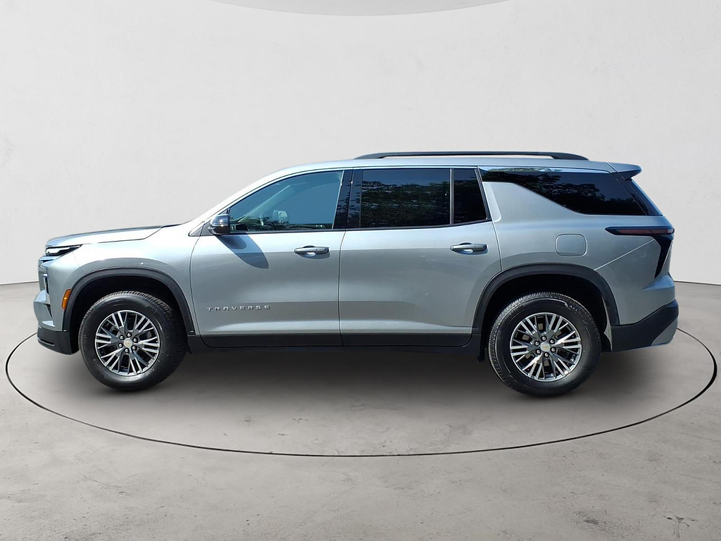 2025 Chevrolet Traverse LT - Photo 32