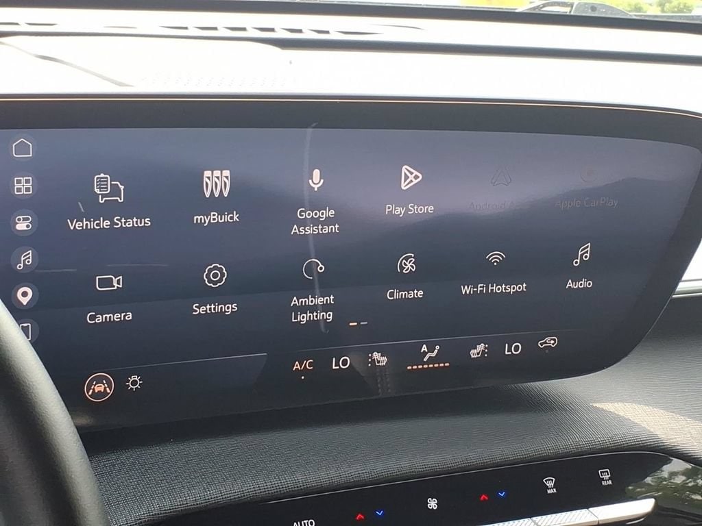 2025 Buick Enclave Preferred - Photo 22