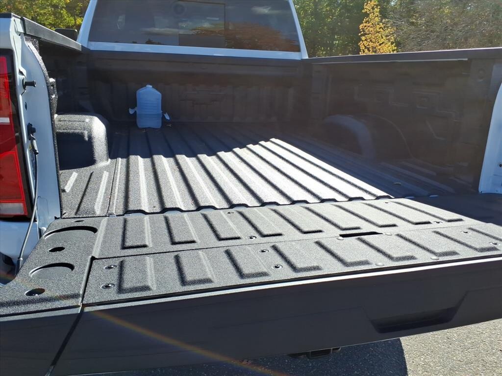 2026 Chevrolet Silverado 3500 HD LTZ - Photo 34