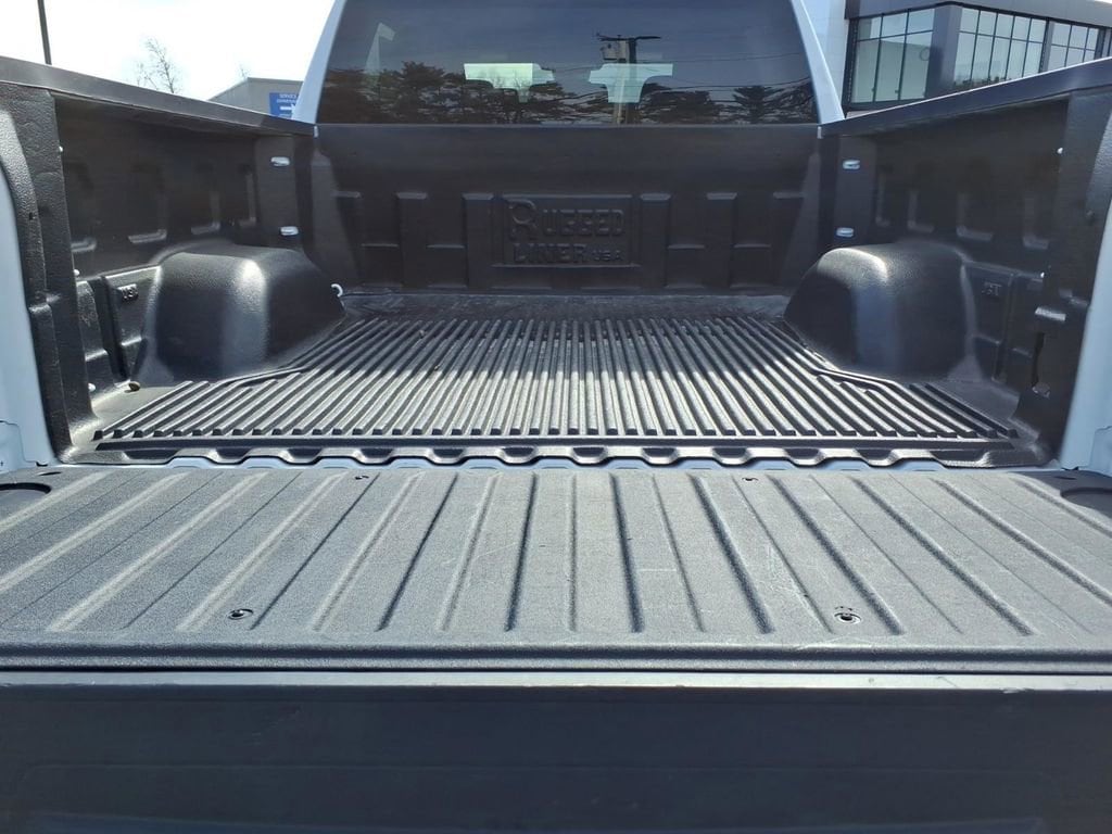 2025 Chevrolet Silverado 1500 LT - Photo 10