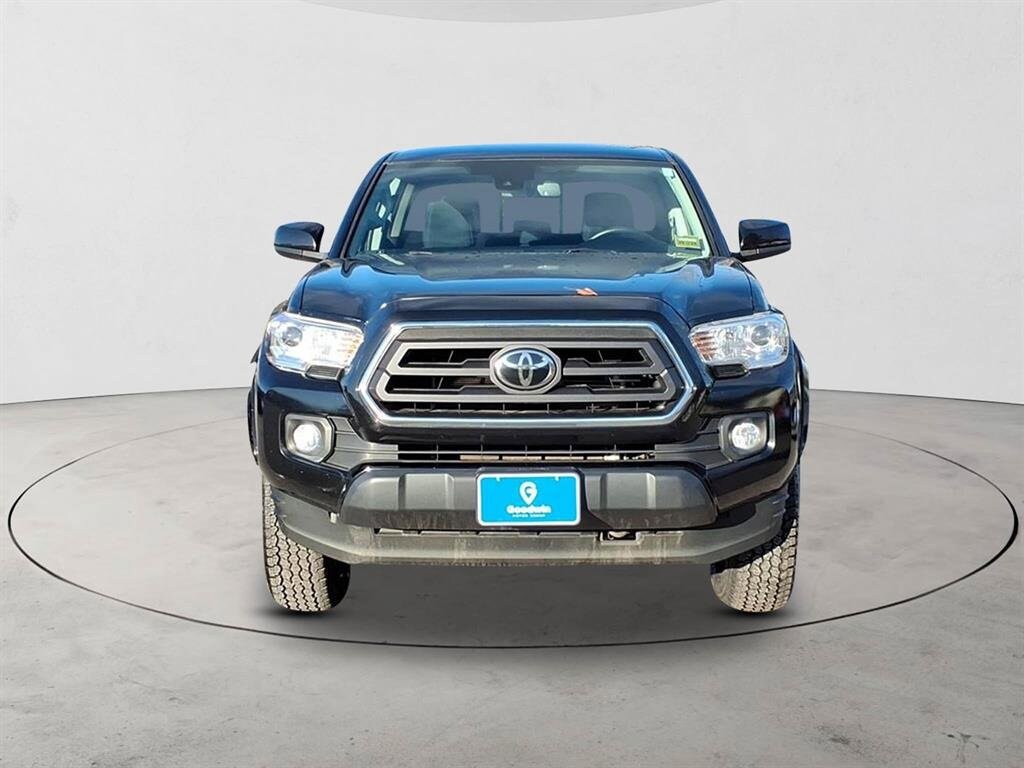 2020 Toyota Tacoma SR5 photo 2