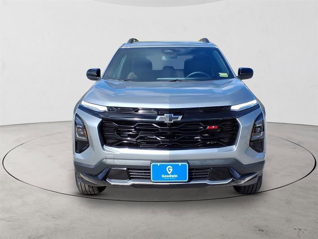 2025 Chevrolet Equinox RS photo 2