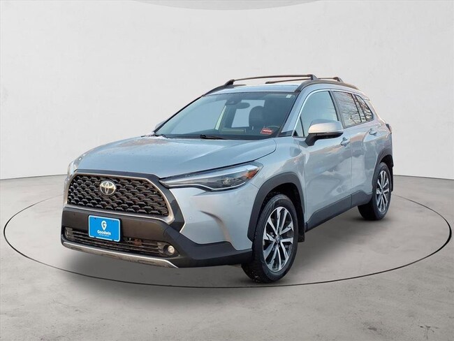 2022 Toyota Corolla Cross XLE SUV