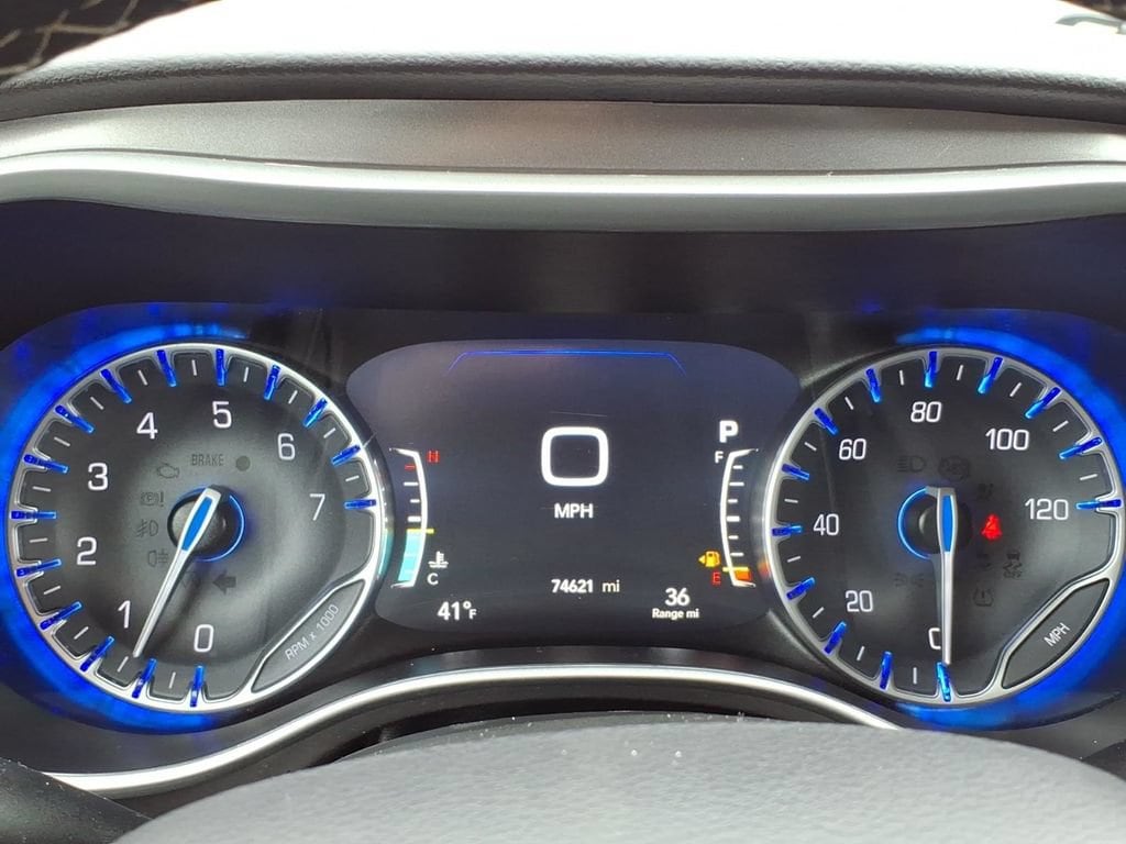 2024 Chrysler Pacifica Touring L - Photo 23