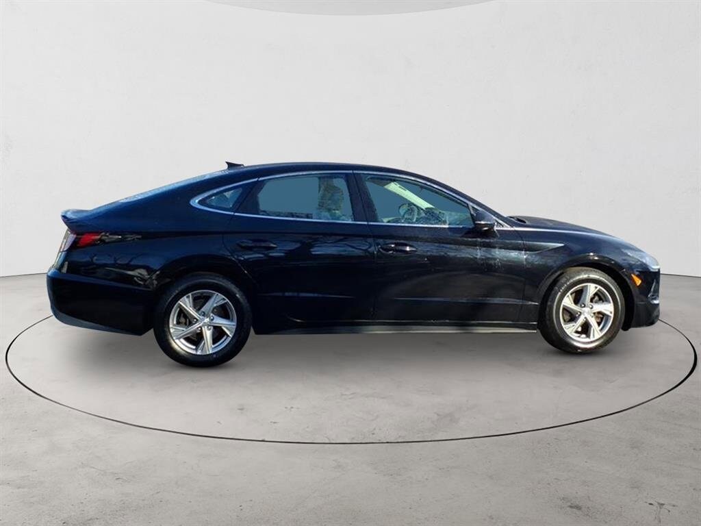 2023 Hyundai Sonata SE photo 2