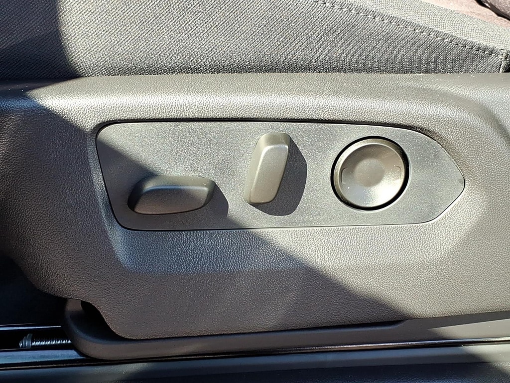 2026 Chevrolet Silverado 1500 LT - Photo 12