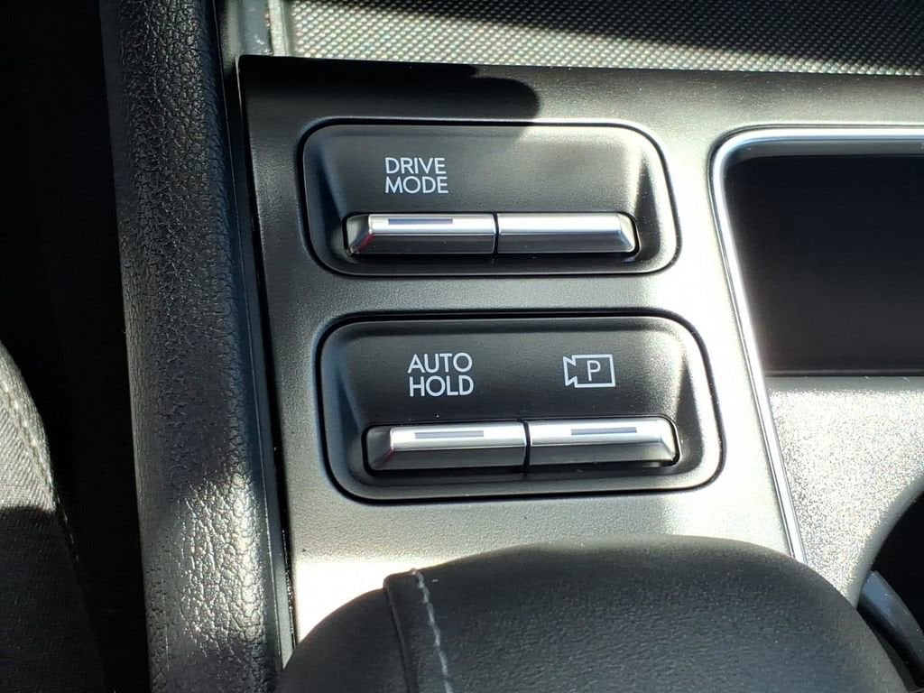 2024 Hyundai Sonata Hybrid SEL - Photo 19