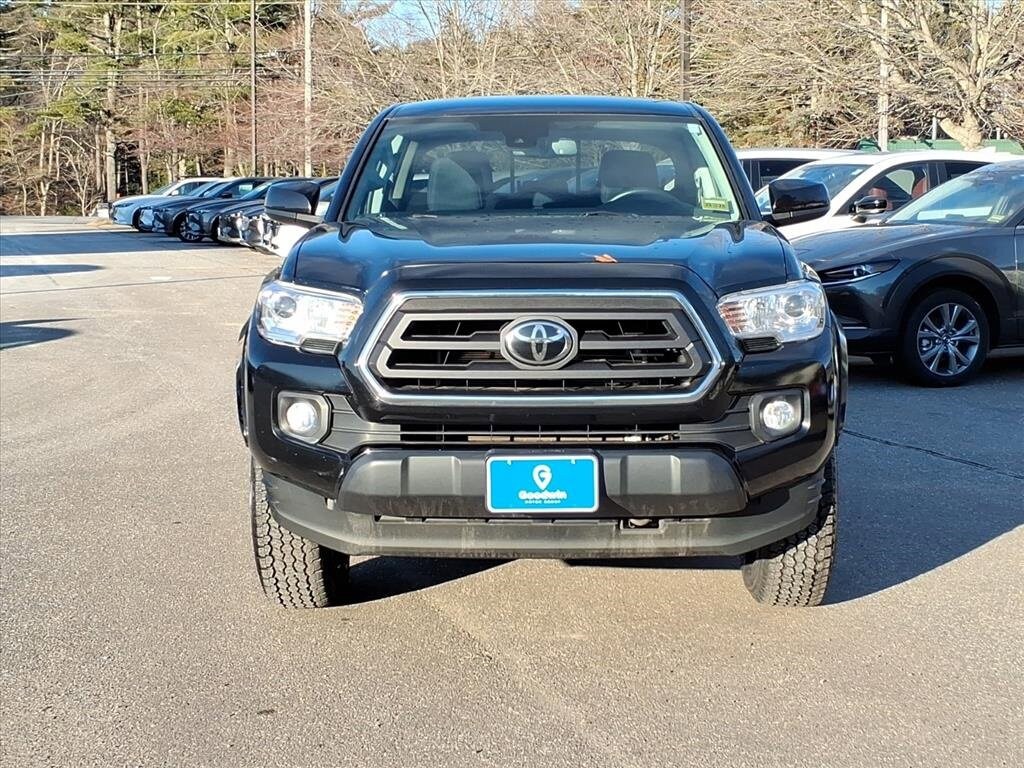 2020 Toyota Tacoma SR5 photo 2