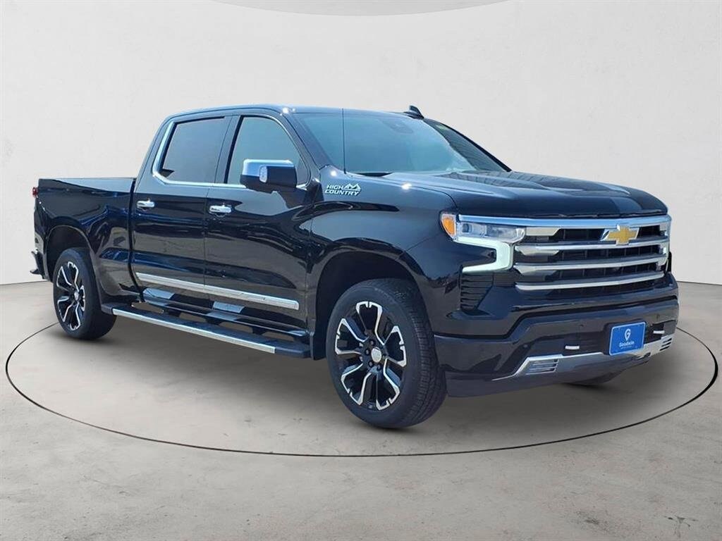 2026 Chevrolet Silverado 1500 High Country photo 3