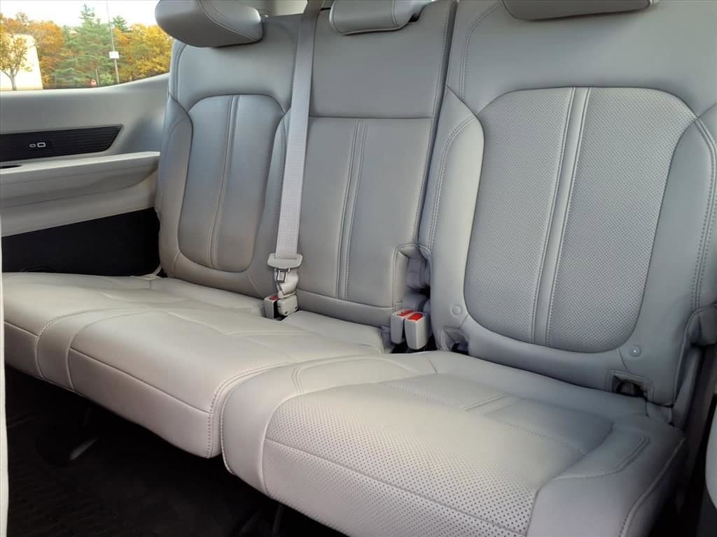 2022 Jeep Wagoneer Series II - Photo 17