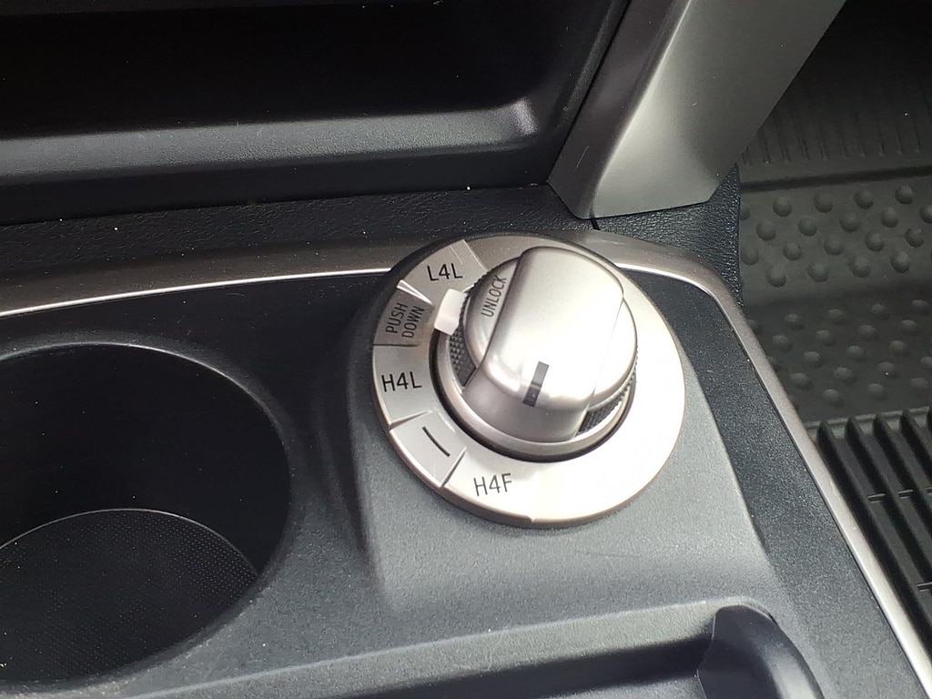 2024 Toyota 4Runner Limited - Photo 21
