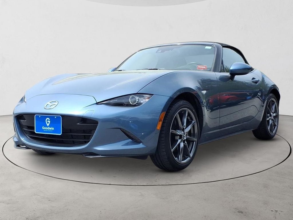 2017 Mazda MX-5 Miata Grand Touring's photo
